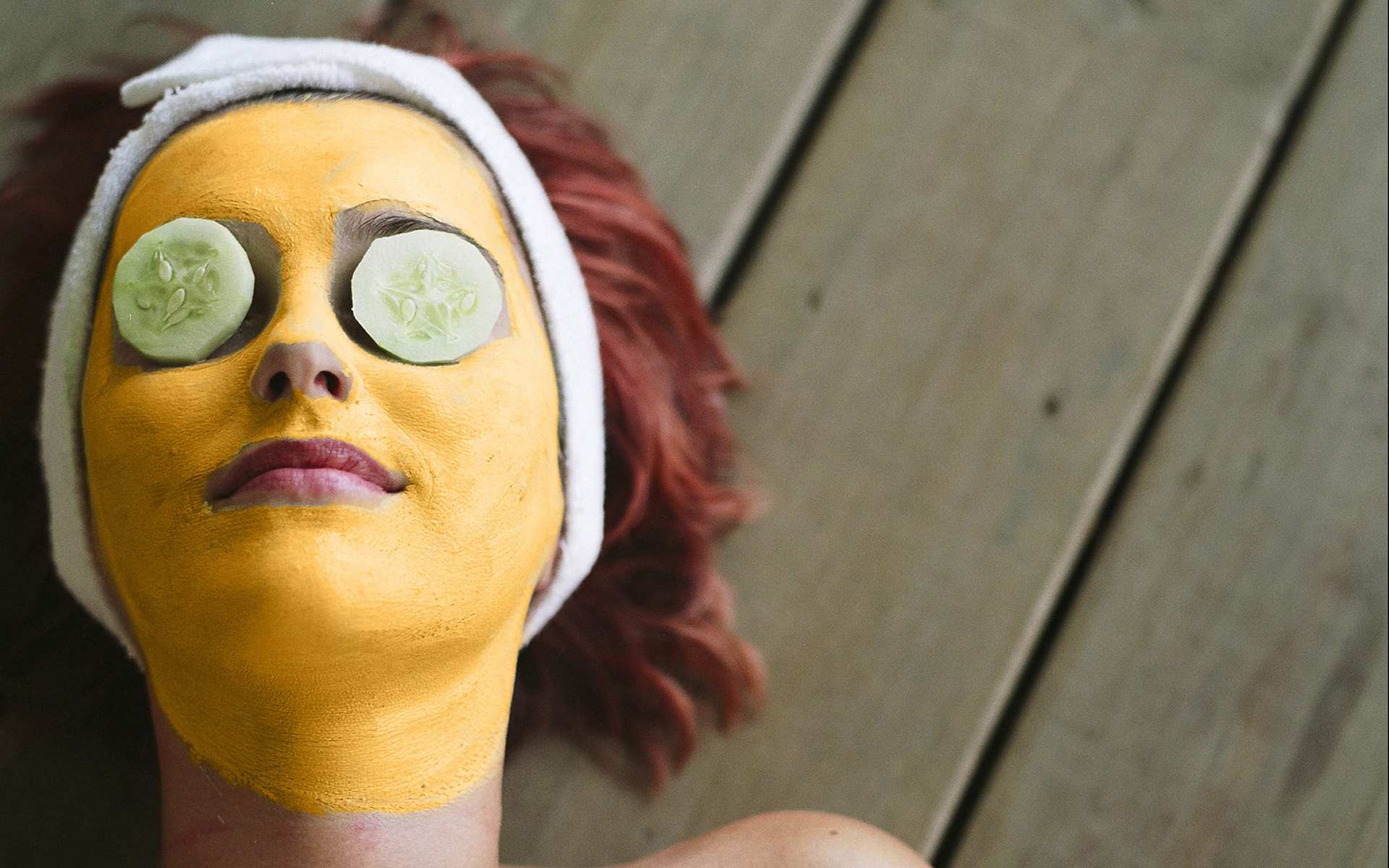 turmeric face pack for oily skin