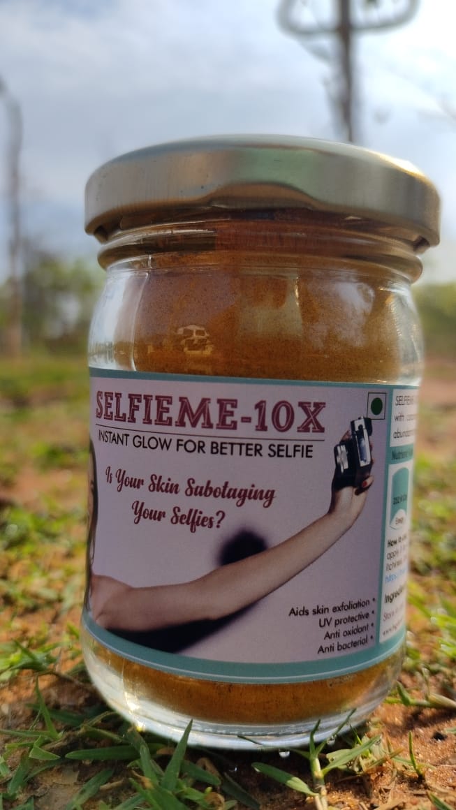 Selfieme-10X Turmeric Dietary Supplement Bottle with Black Pepper and Ginger - Natural Way to Achieve a Selfie-Ready Face